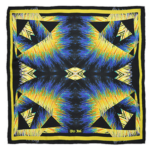Gaia Scarf