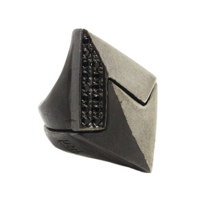 Black Geometric Deconstruct Ring